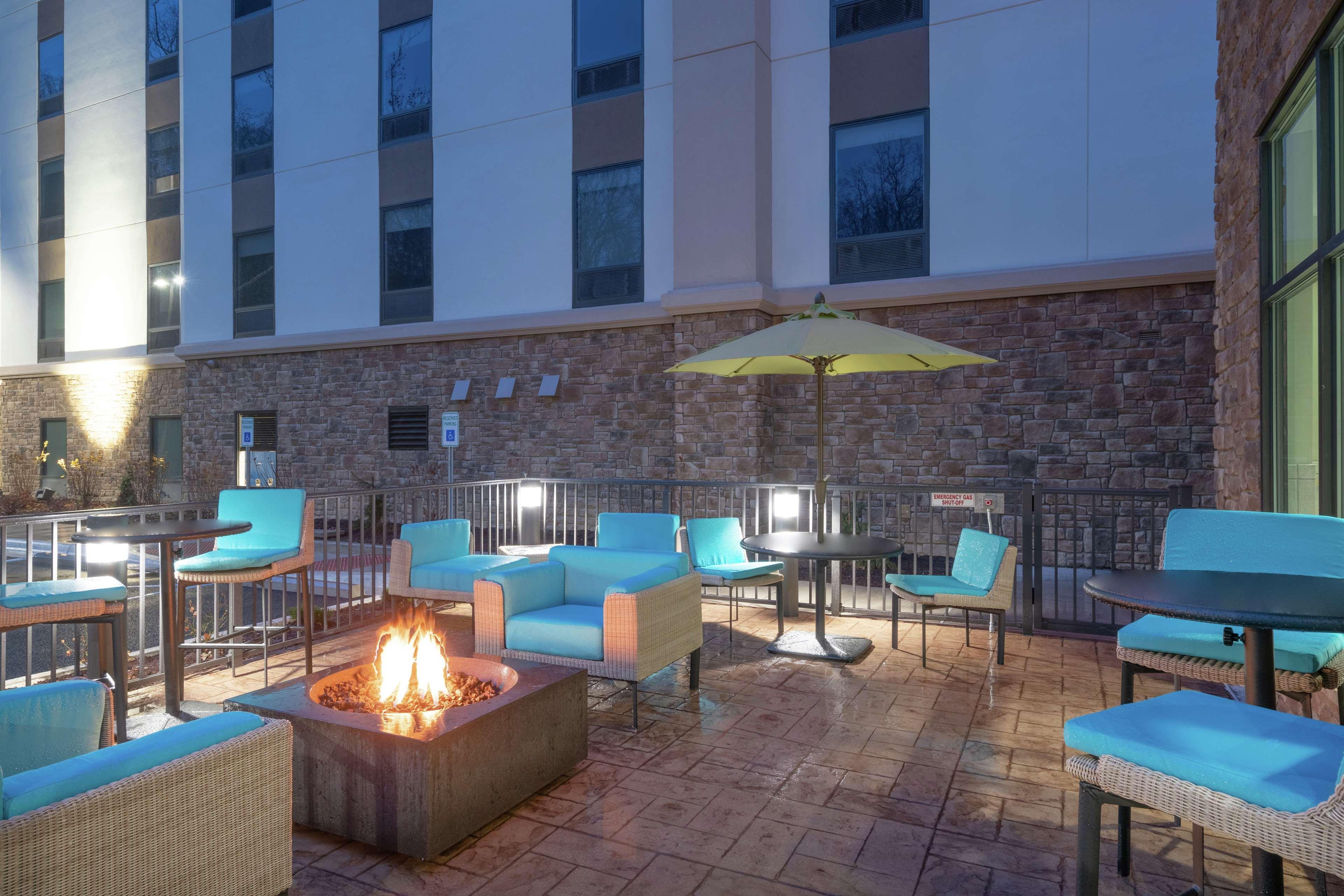 Hampton Inn Weston, Wv Экстерьер фото