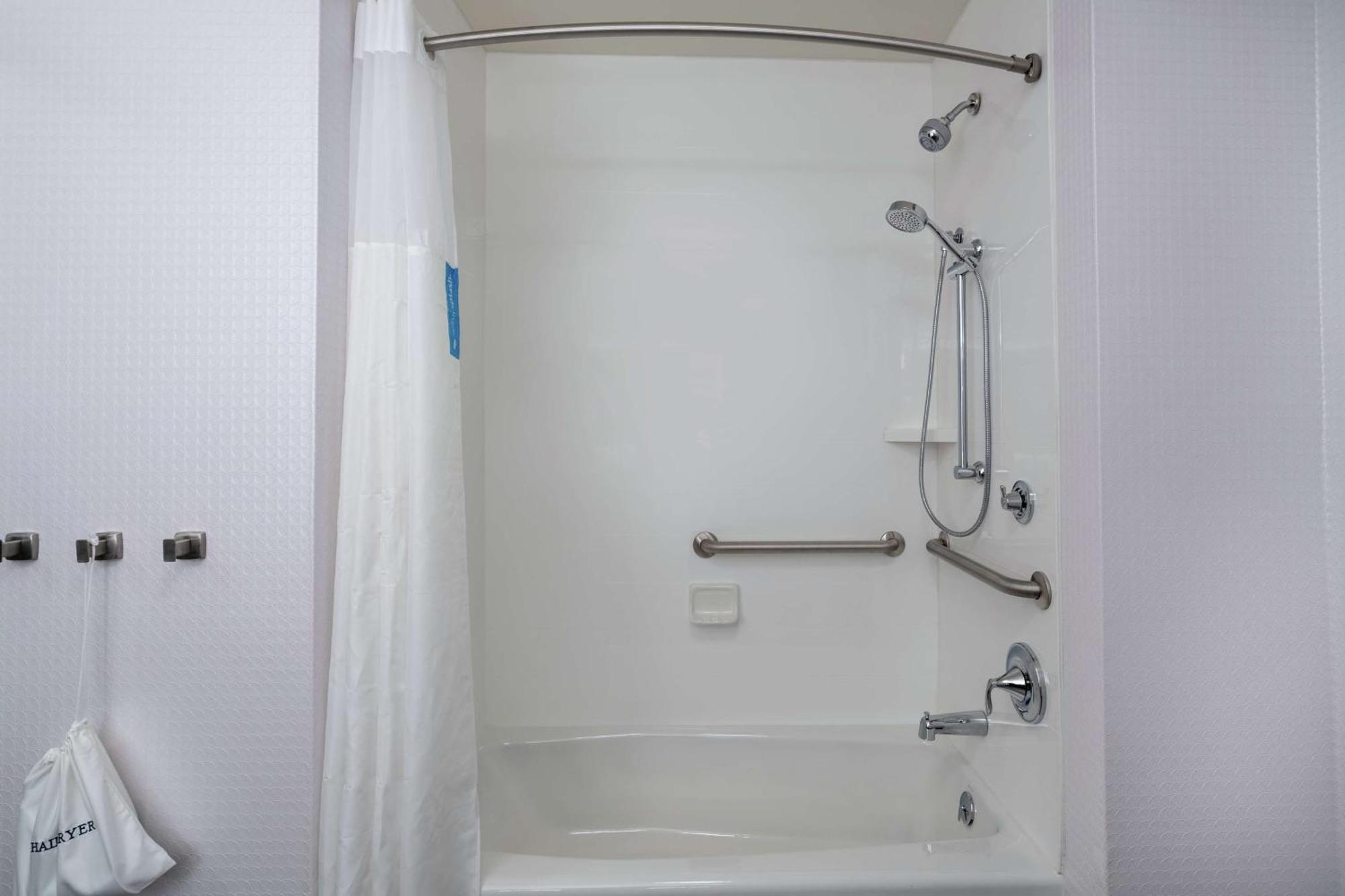 Hampton Inn Weston, Wv Экстерьер фото
